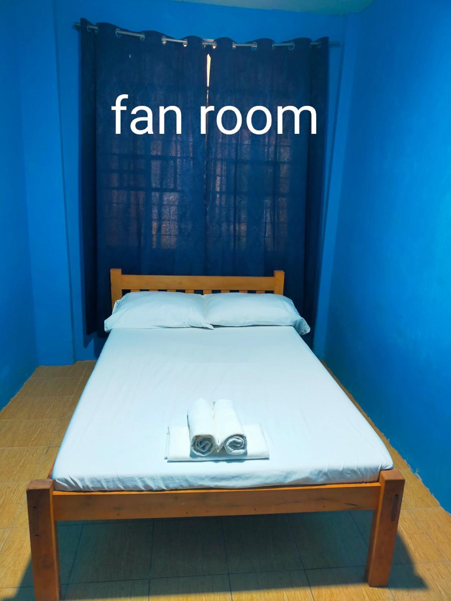 Touristlink Homestay Donsol Zimmer foto